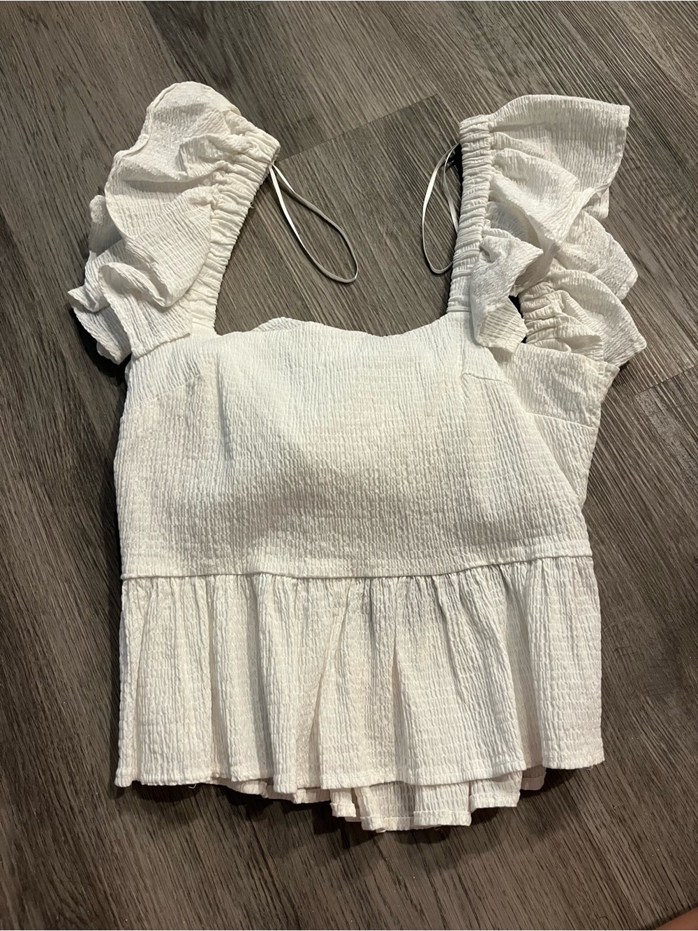Mi Amore White Ruffle Sleeve Textured Crop Top